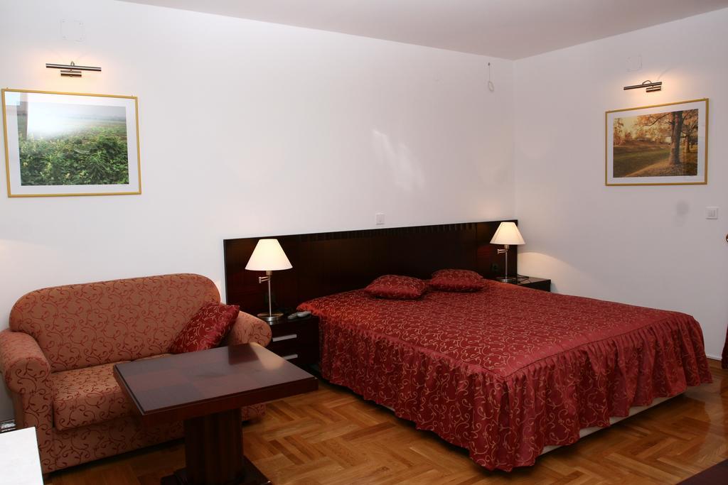 Apartmani Marbis Koprivnica Bilik gambar